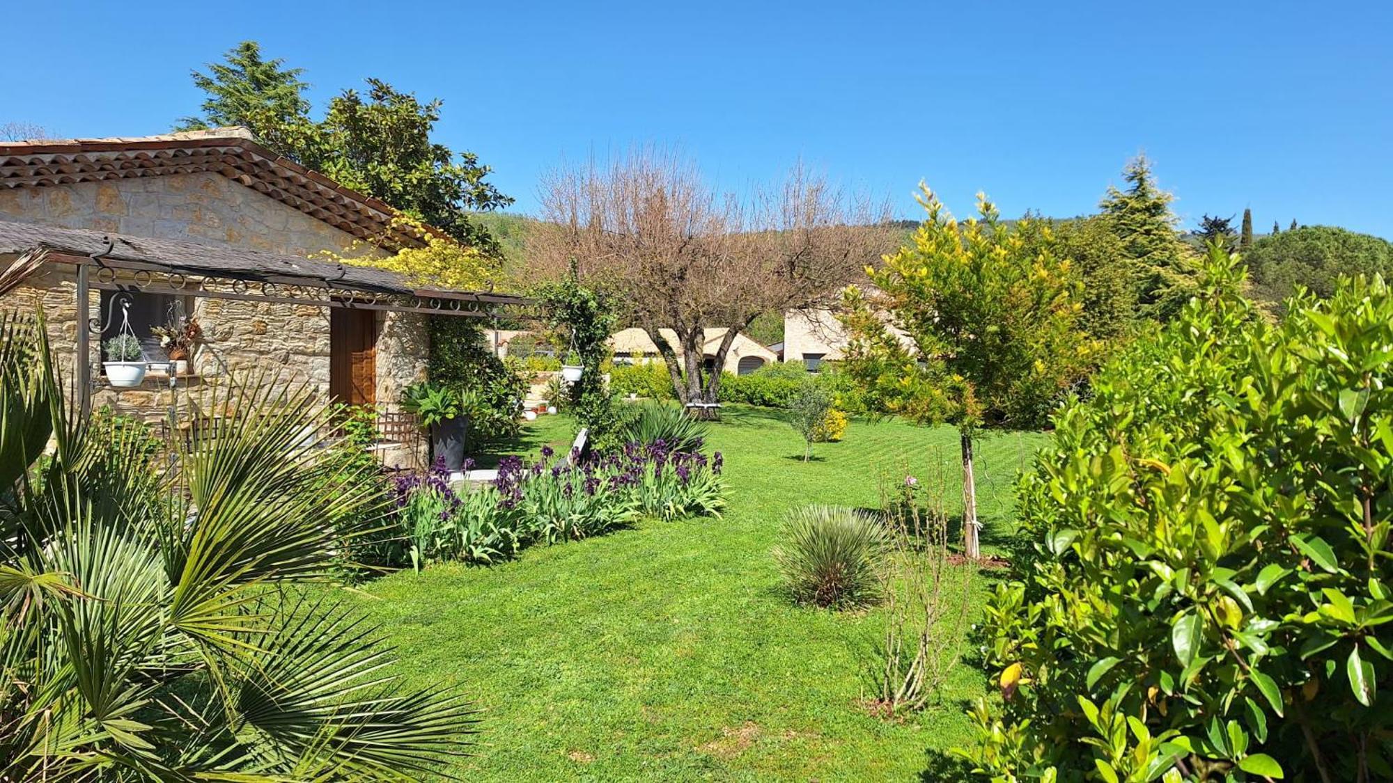 Chez Dom & Albert Saint-Cézaire-sur-Siagne Buitenkant foto